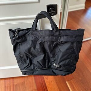 DaKine Black Nylon Travel Bag